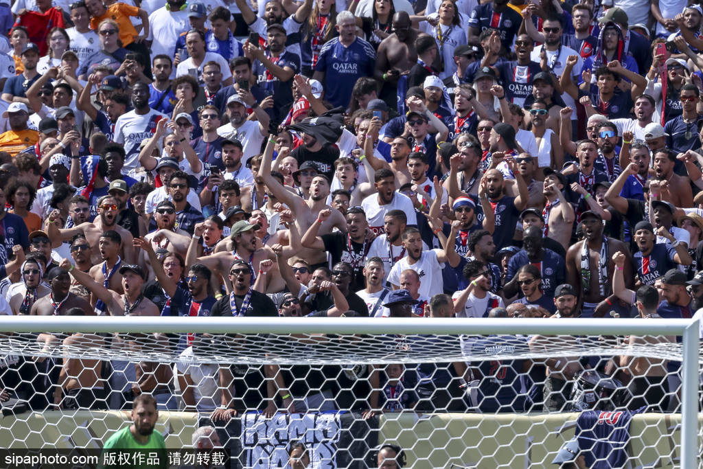 PSG球迷行为失控,欧冠冠军背后的代价