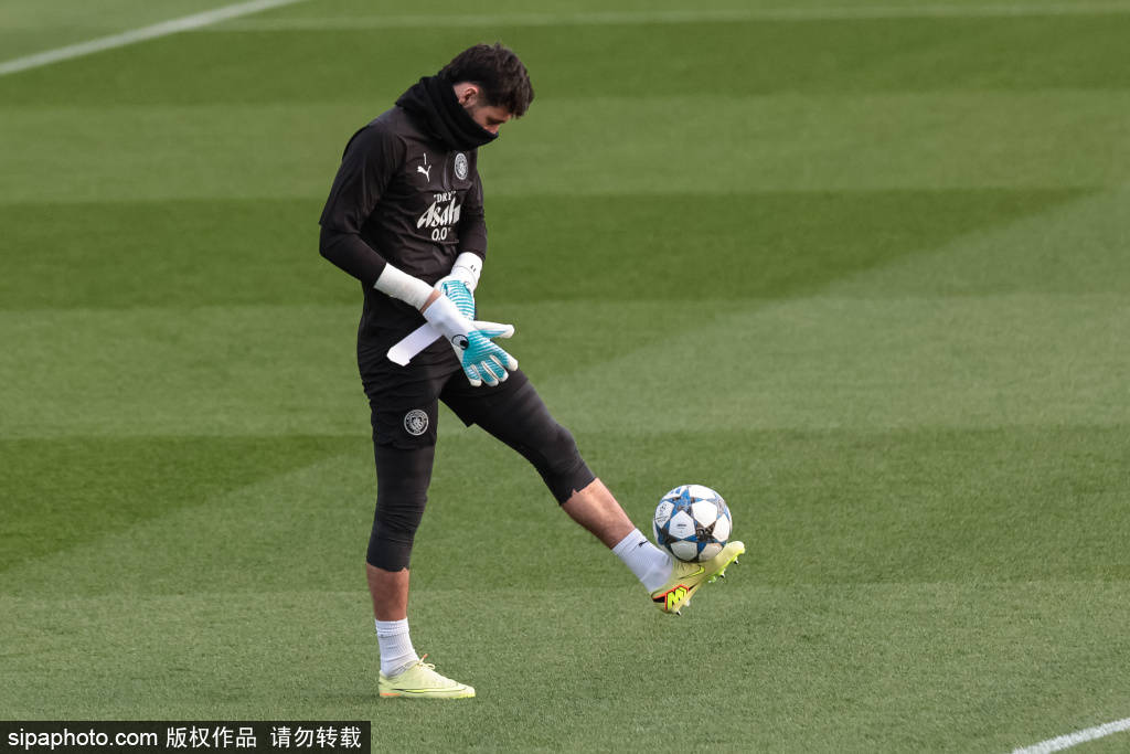 3100万天价门将或被清洗!曼城冬窗或双门将出局 特拉福德世界杯梦碎?